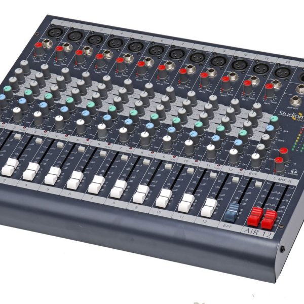 Studiomaster Air 12